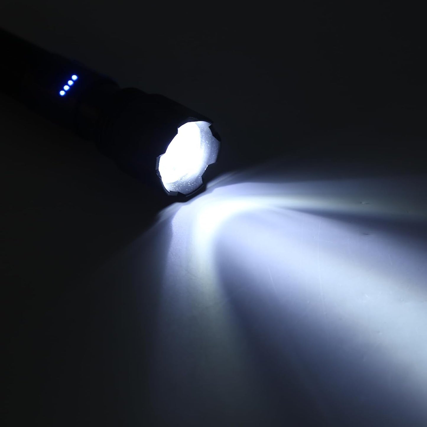 Linterna alta potencia impermeable con zoom - additional image 13