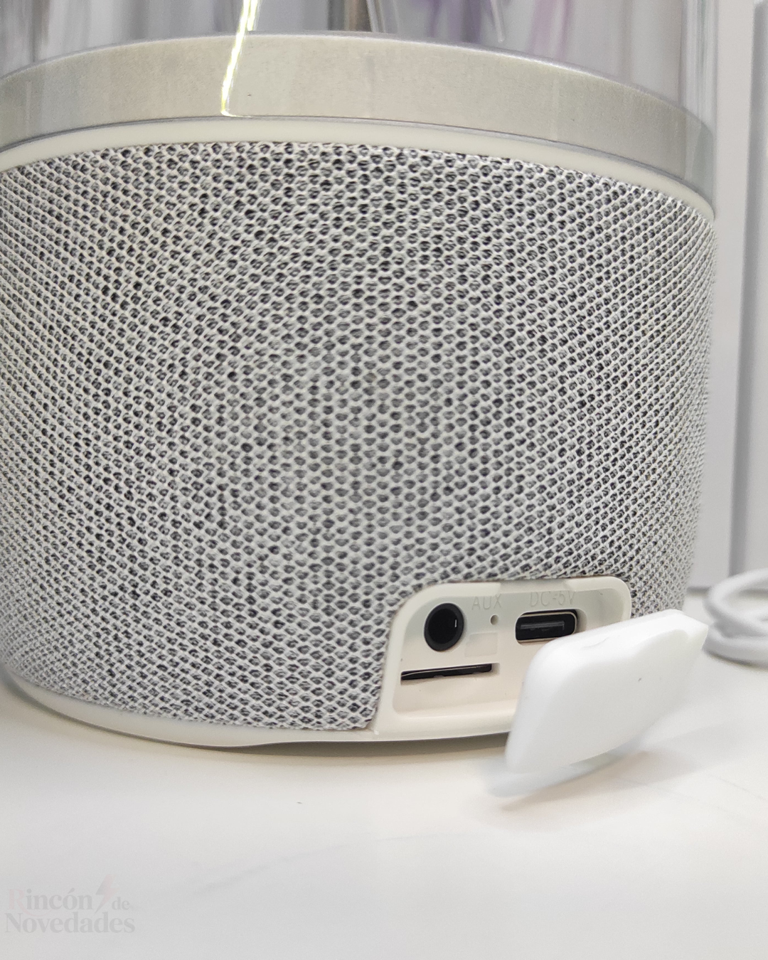 Altavoz LED de medusas que cambian de color